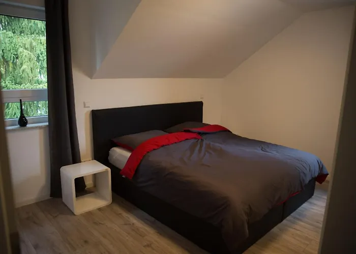 Moderne Neubau-Wohnung Mit Kamin Und 35Qm Dachterrasse