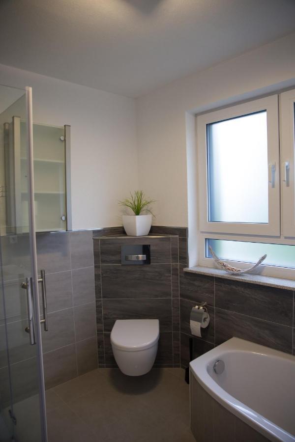 Apartment Moderne Neubau-wohnung Mit Kamin Und 35qm Dachterrasse