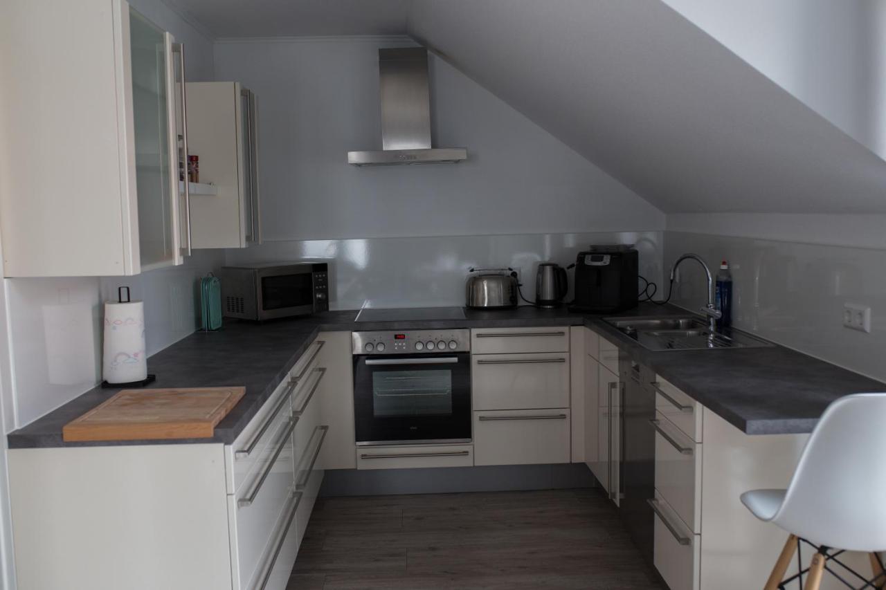 Apartment Moderne Neubau-wohnung Mit Kamin Und 35qm Dachterrasse
